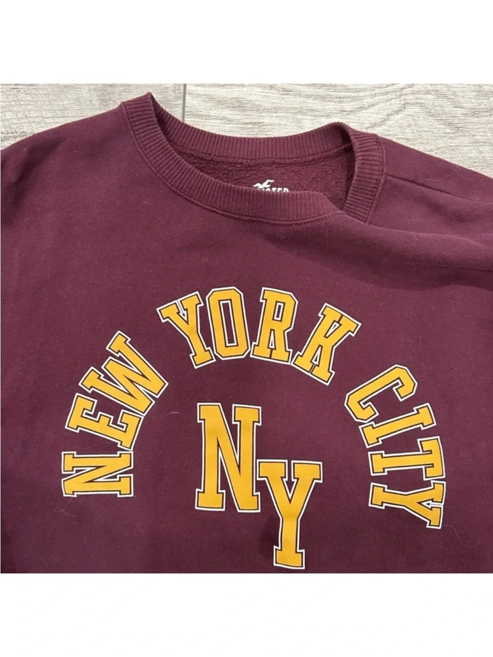 Hollister New York City Maroon Cropped Sweatshirt